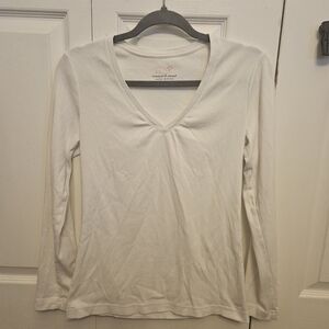 Vineyard Vines Women's White V-Neck Long Sleeve Tee